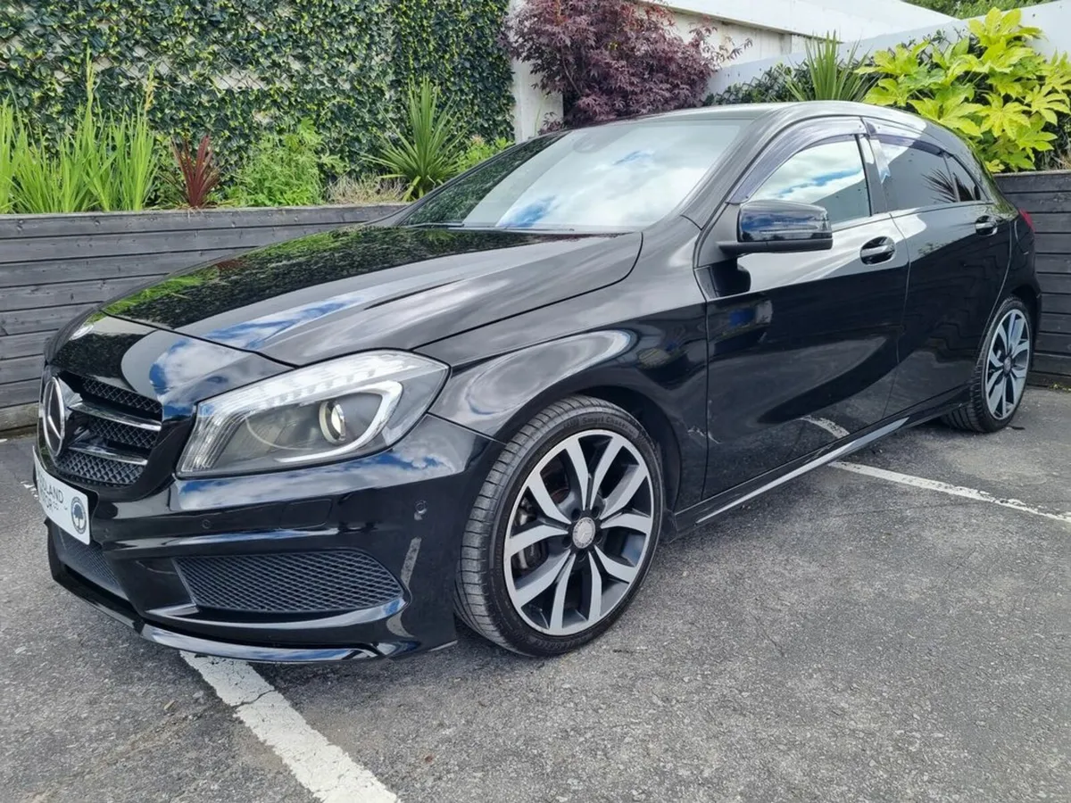 Mercedes-Benz A-Class A180 1.6 PETROL AUTO / SPORT - Image 3