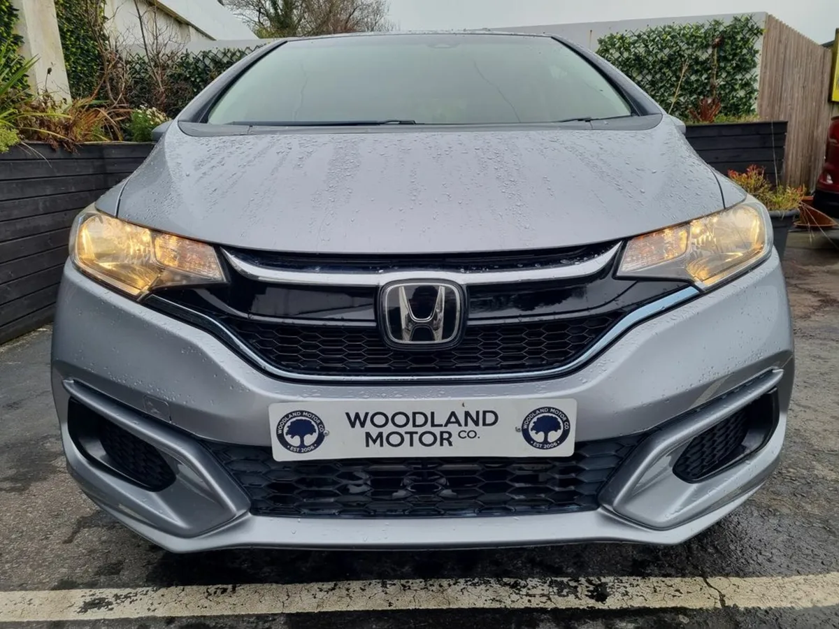 Honda Jazz 1.5 HYBRID / SAFETY PACK ONE / TAX €170 - Image 4