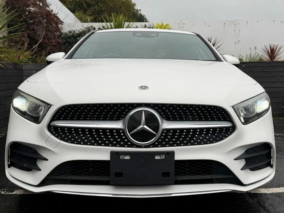 Mercedes-Benz A-Class A250e 1.33 PHEV / AMG LINE / - Image 3