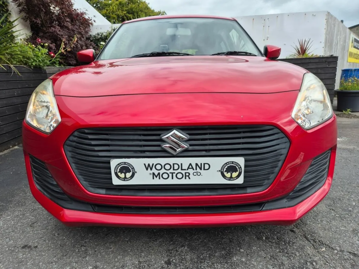 Suzuki Swift 1.25 PETROL AUTO / LOW MILEAGE / TAX - Image 4
