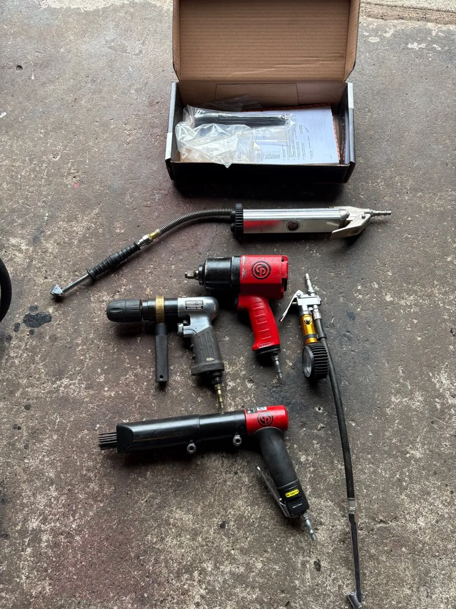 Garage equipment - Image 3