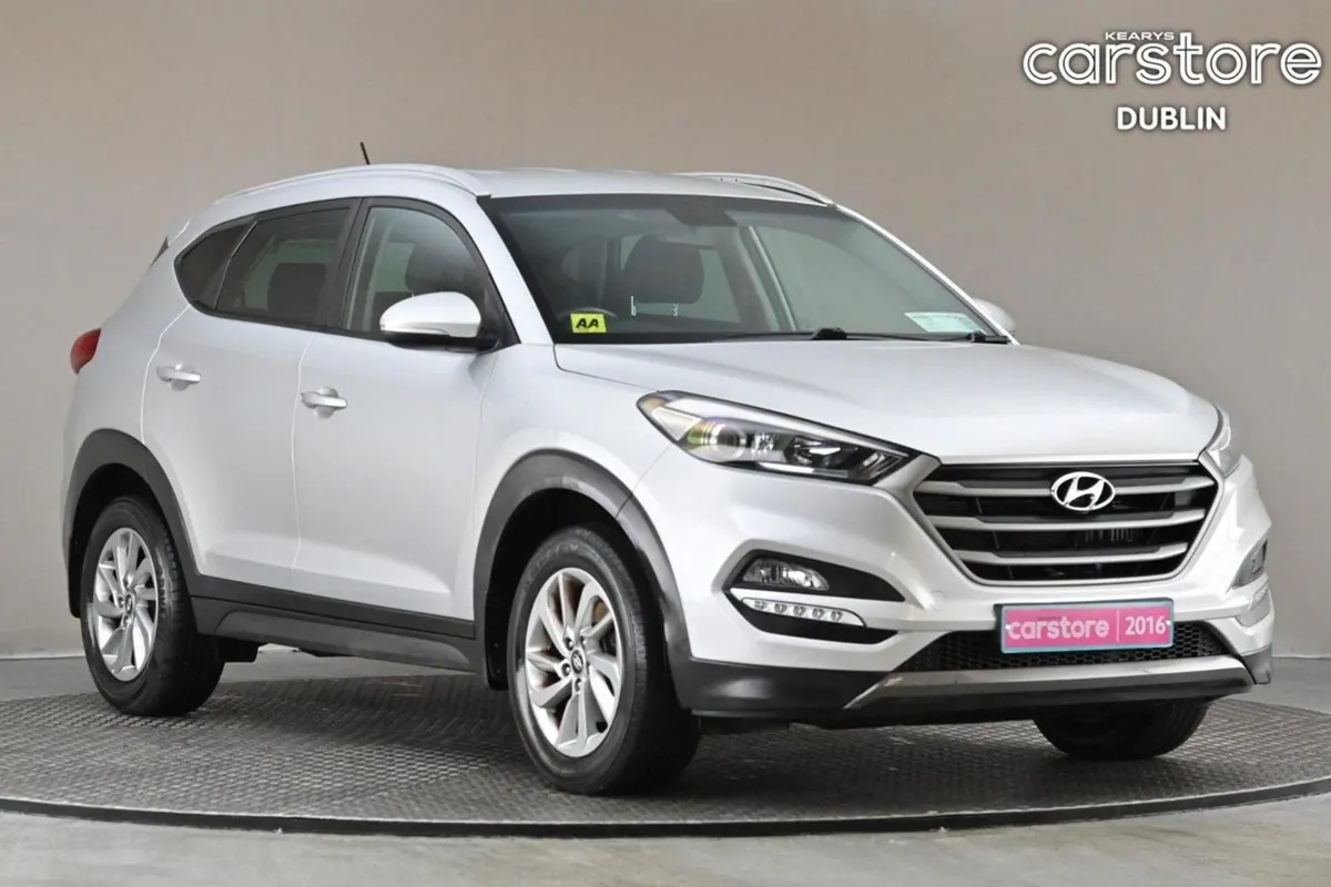 Hyundai Tucson 1.7 D Comfort Plus 6spd  rear Park - Image 1