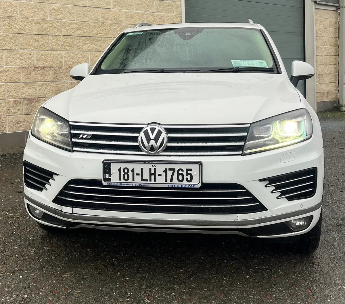 2018 VW TOUAREG R-Line - Image 3