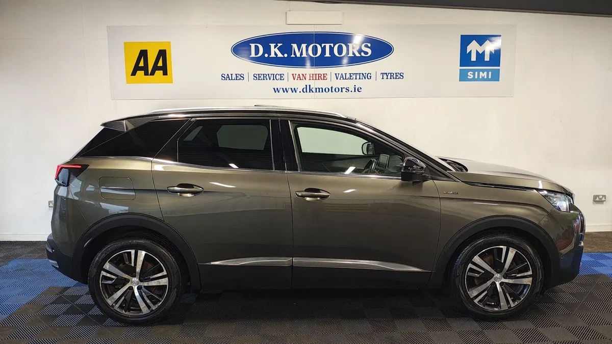 PEUGEOT 3008 - Image 3