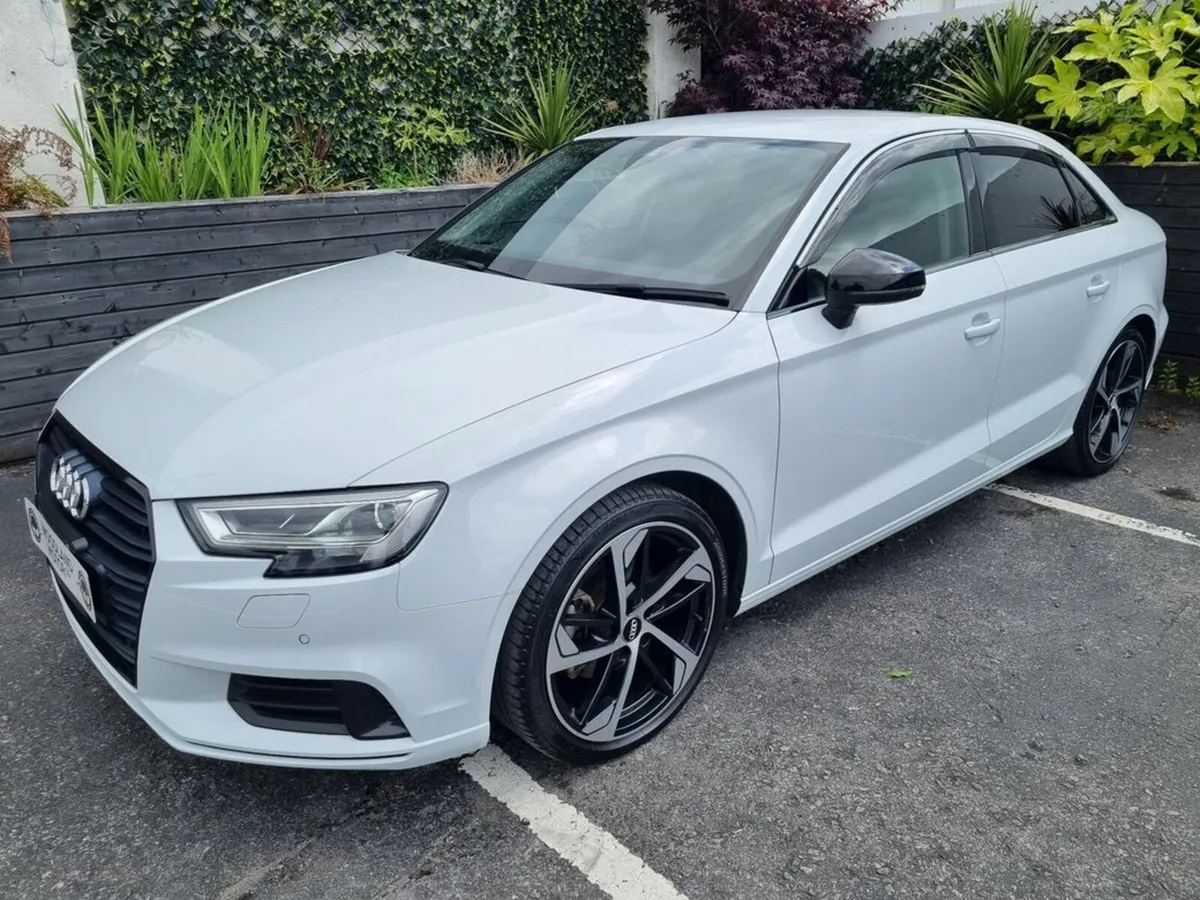 Audi A3 1.4 TFSI 150BHP AUTO SPORT SIGNATURE EDITI - Image 3