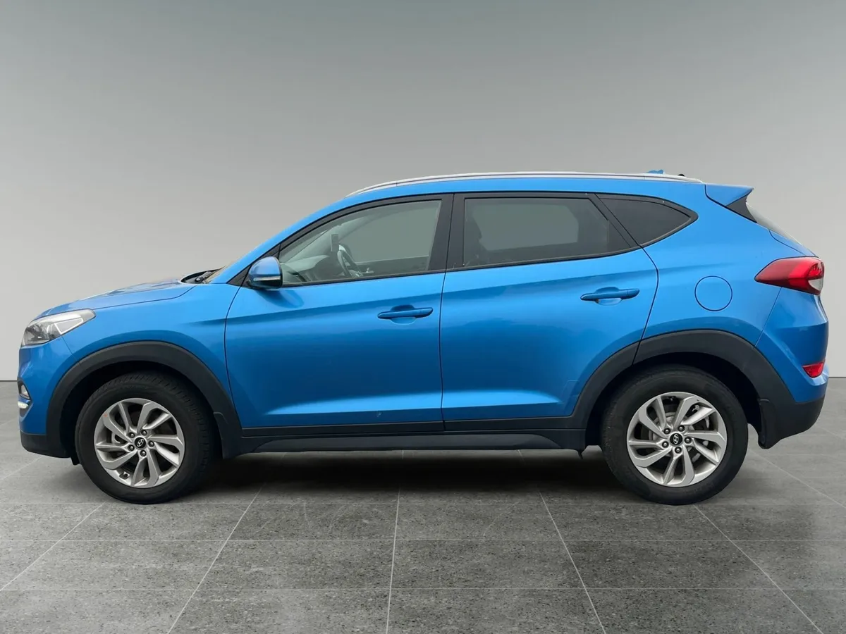 2016 Hyundai TUCSON 1.7DSL EXECUTIVE - Image 2