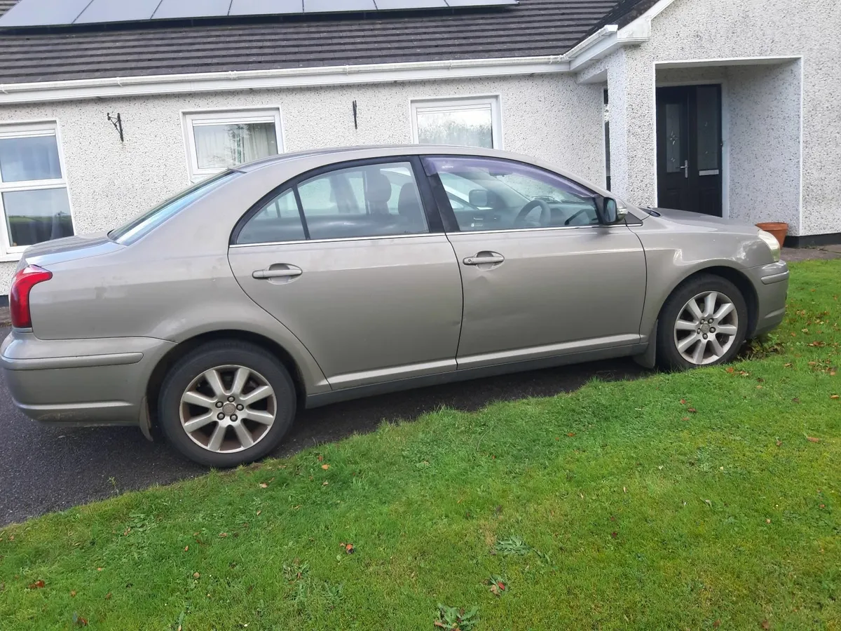 Toyota Avensis 2007 - Image 2