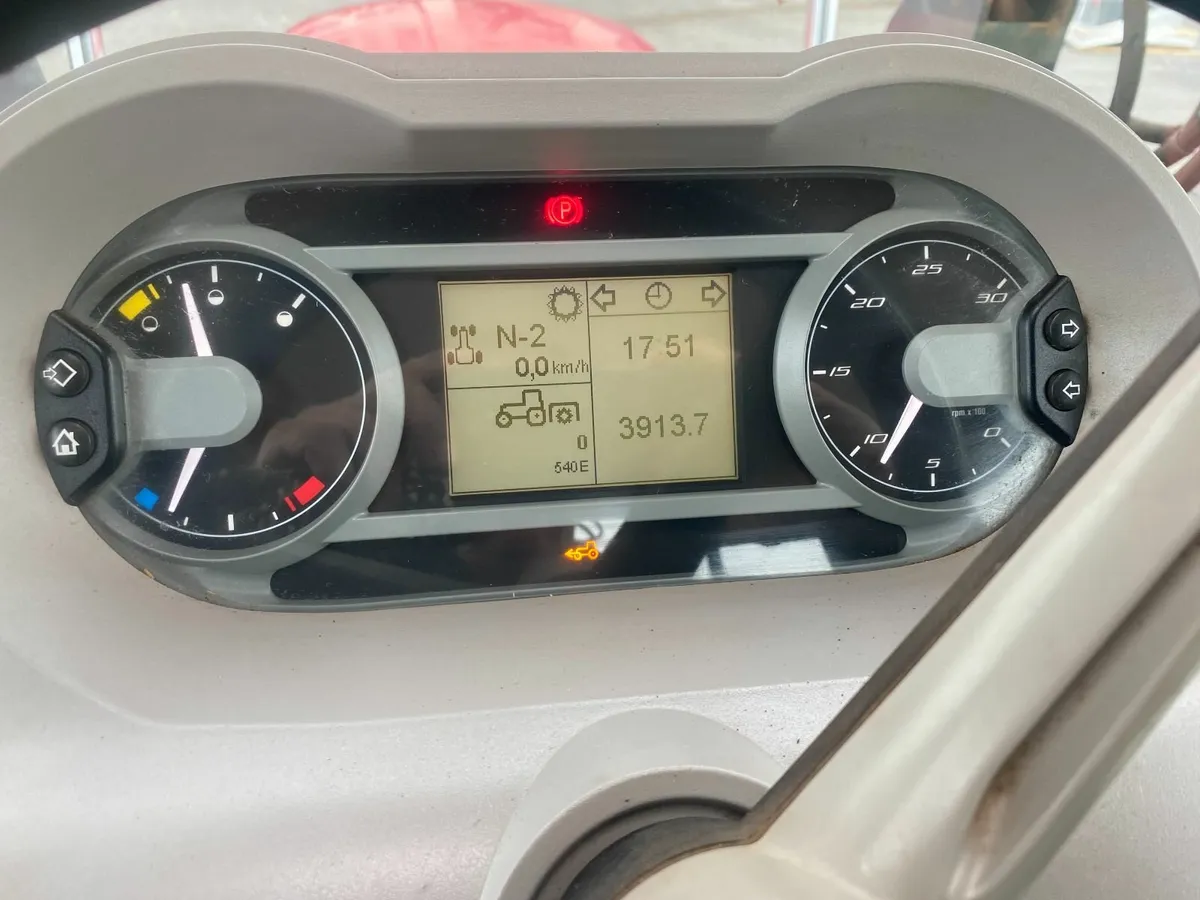 2017 McCormick X6.420 tractor - Image 2