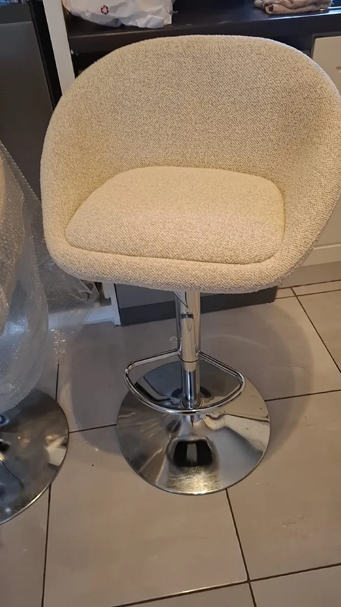 Stools - Image 2