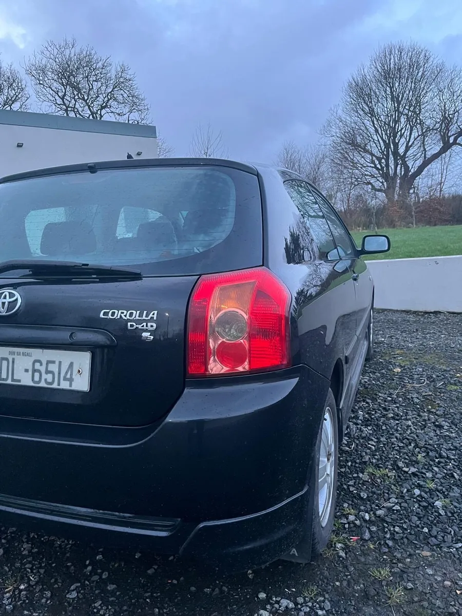 Car - Image 2
