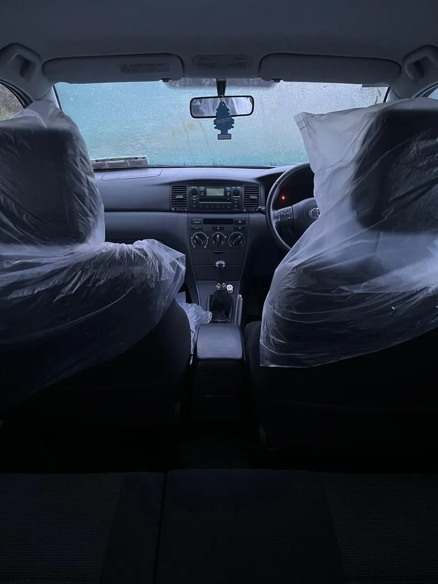 Car - Image 3