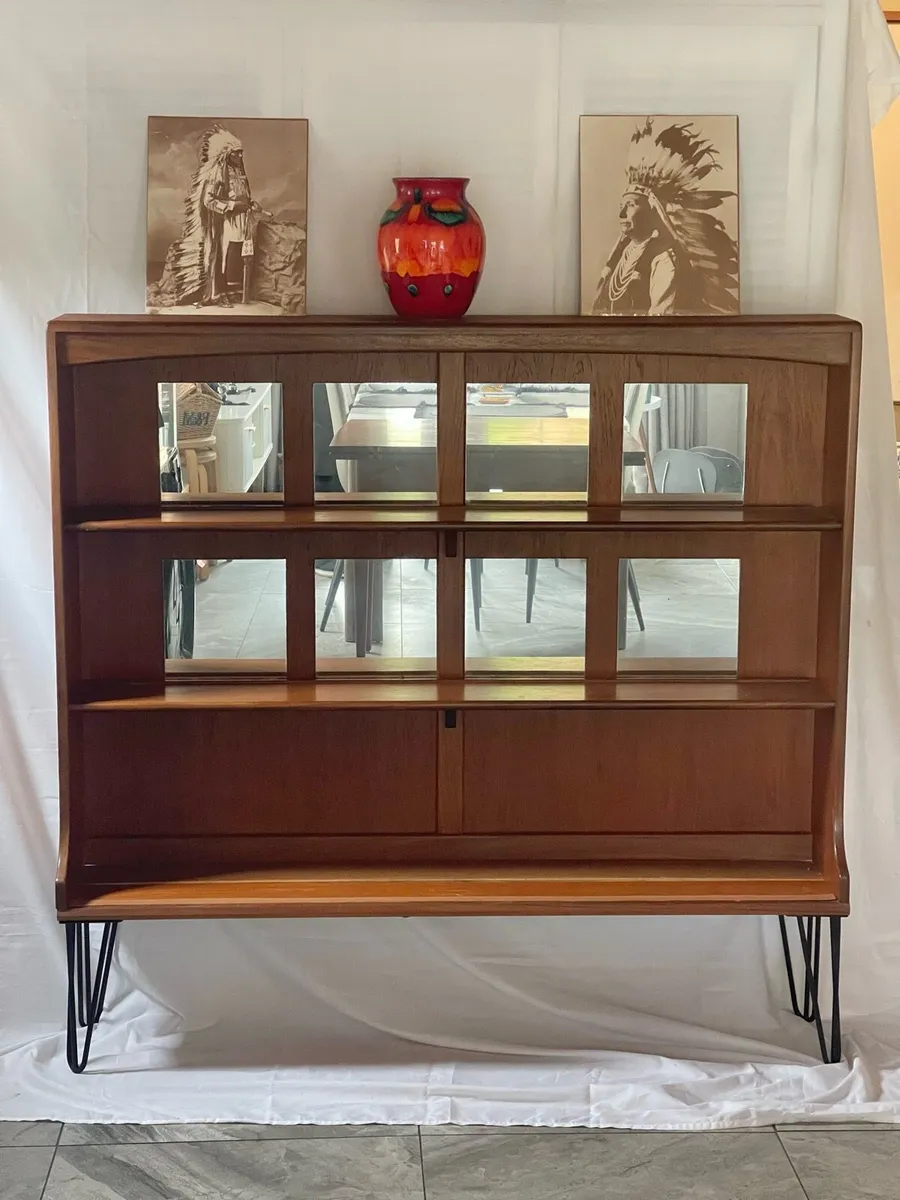 Mid century G plan drinks & display - Image 2