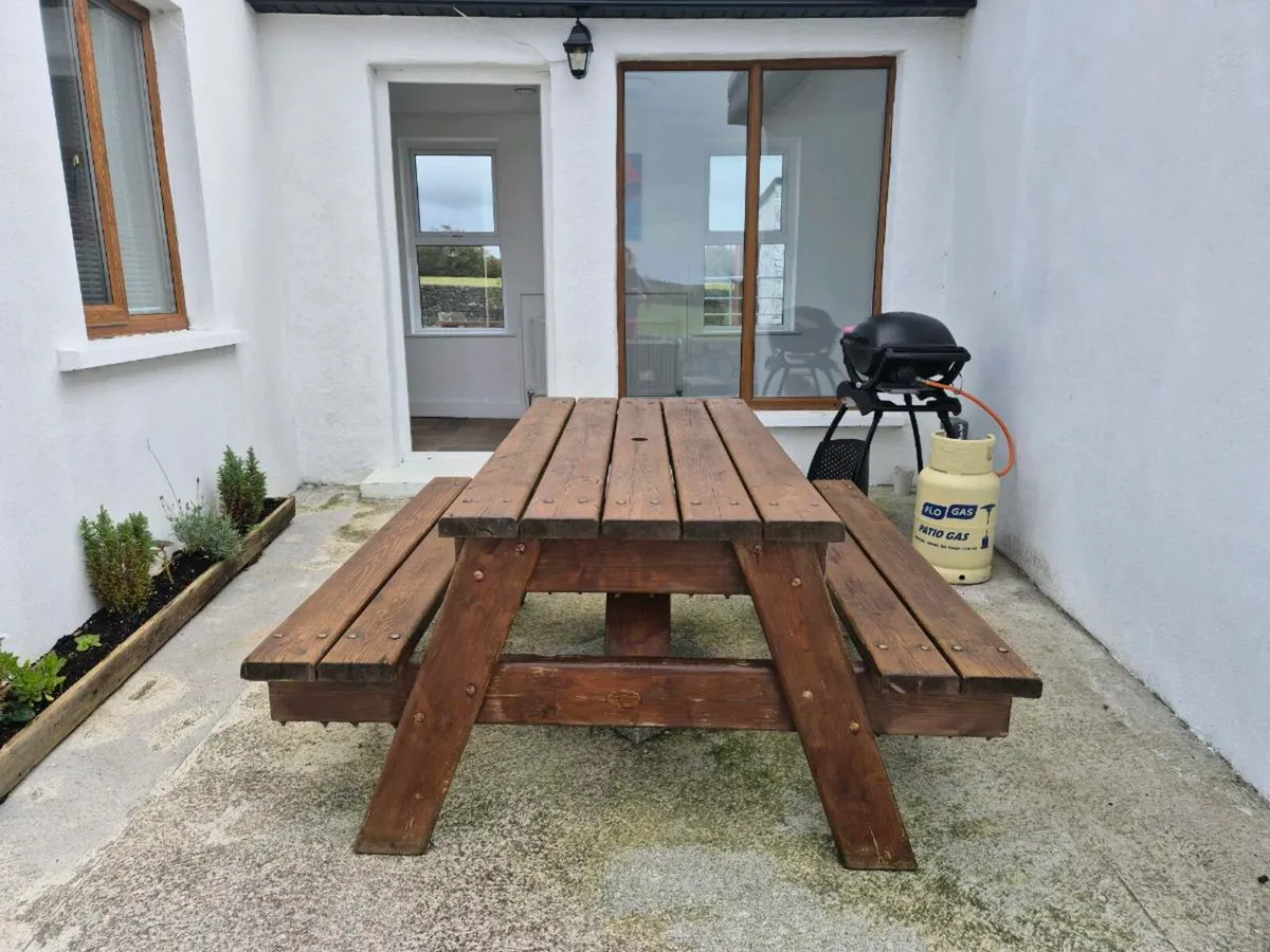 Picnic Table - Image 2