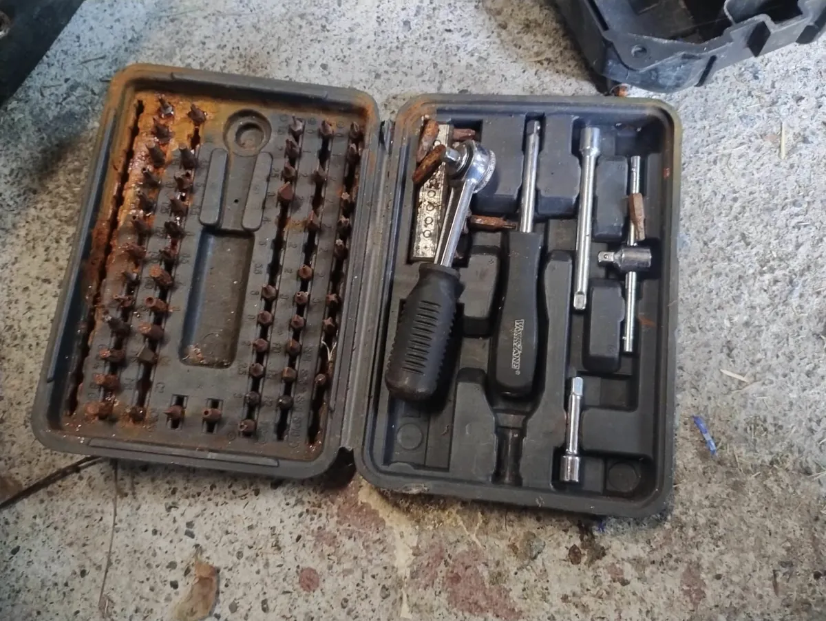 Tools - Image 1