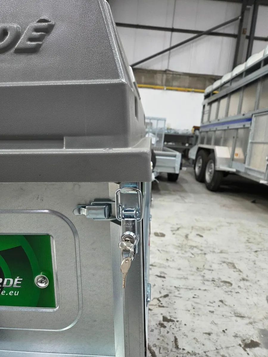 Utility Trailer - Image 2