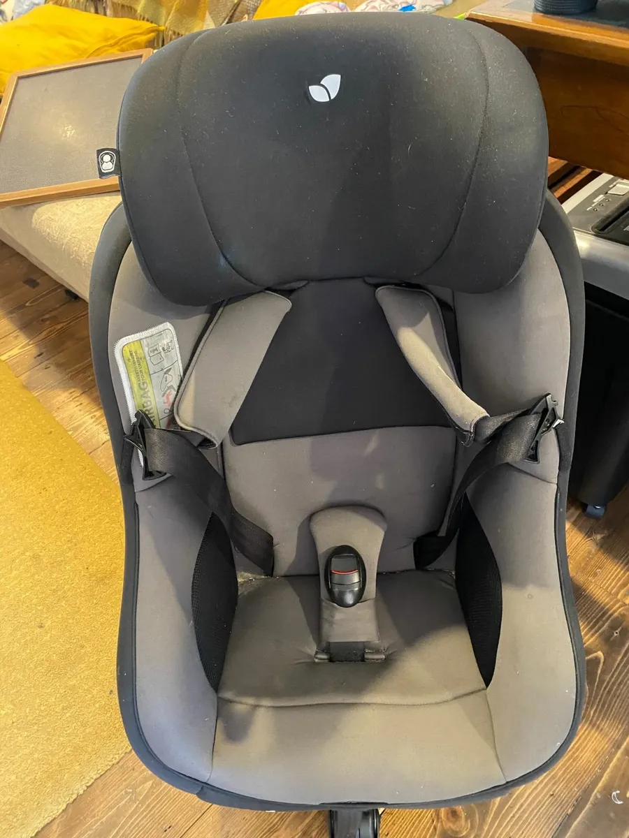 FREE Child Car Seat (collect from D8) - Image 4