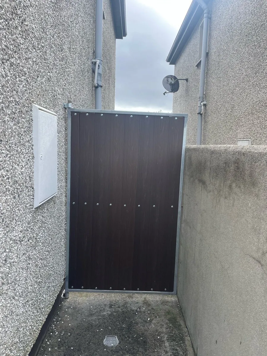 Side Entrance Gate