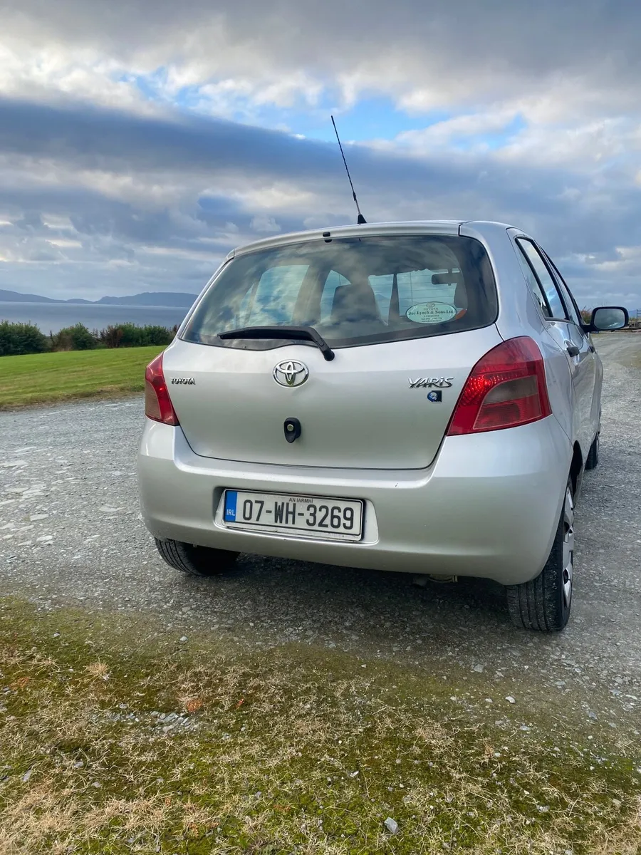 Toyota Yaris 2007 - Image 4