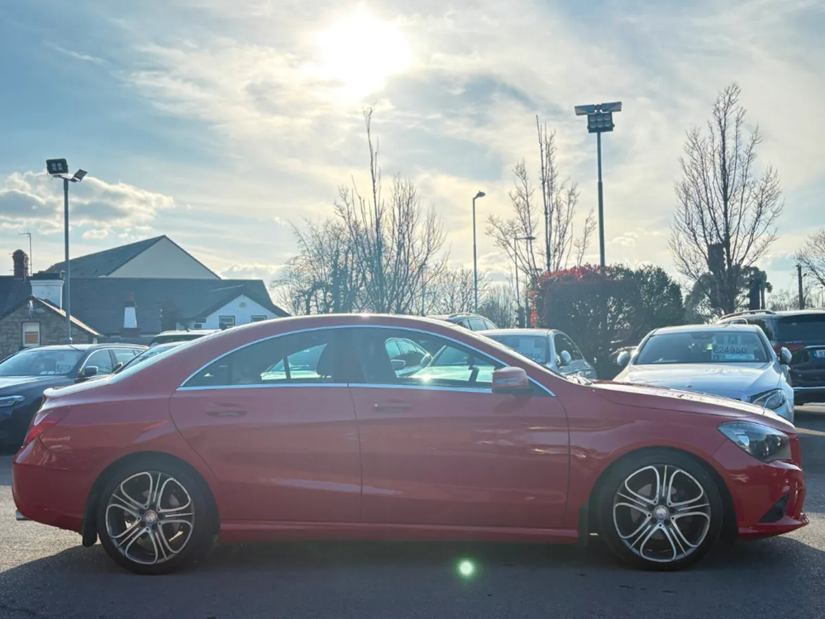 Mercedes-Benz CLA 200D Urban 4DR - Image 4