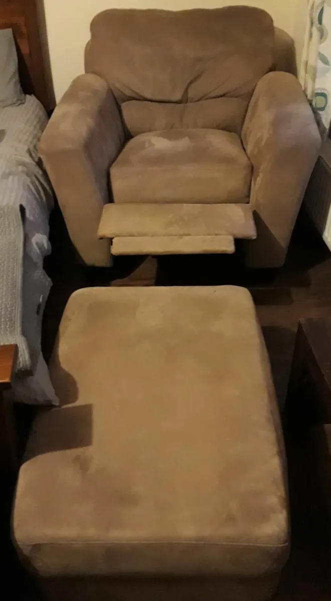 Recliner Armchair with Ottoman - Image 3