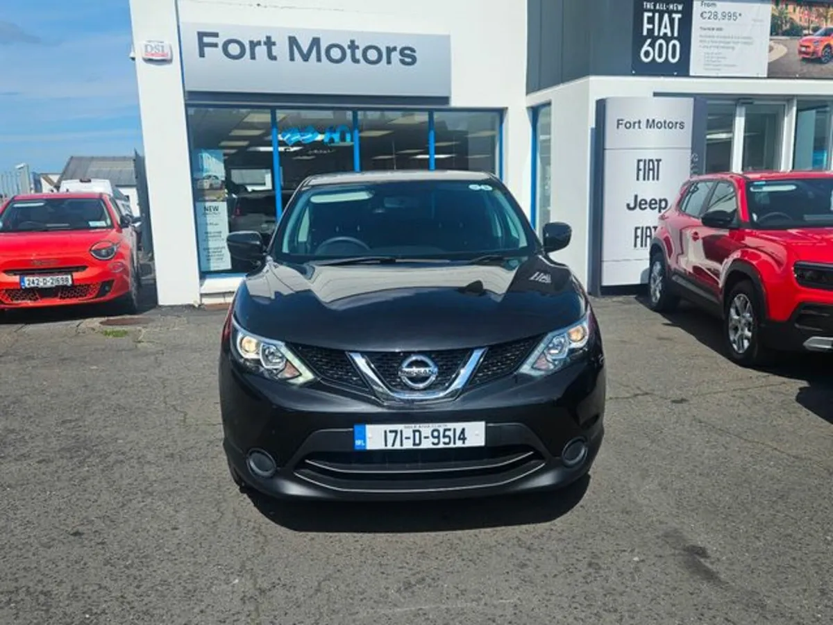 Nissan Qashqai 1.5 DSL XE VAN - Image 2