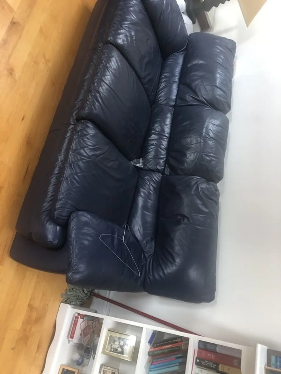 sofa - Image 3