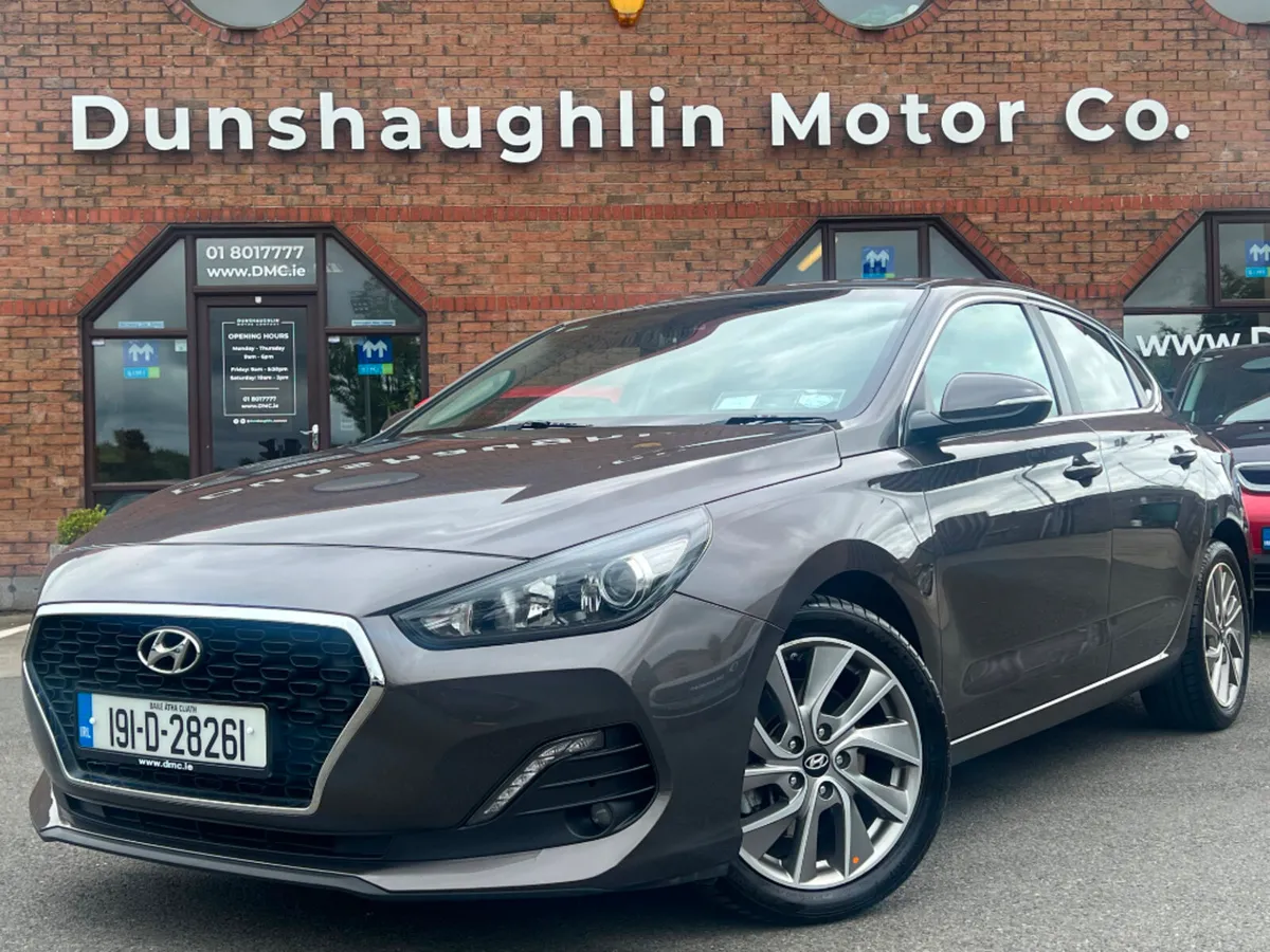Hyundai i30 i 30 FASTBACK 1.0 *LOW KMS* - Image 1