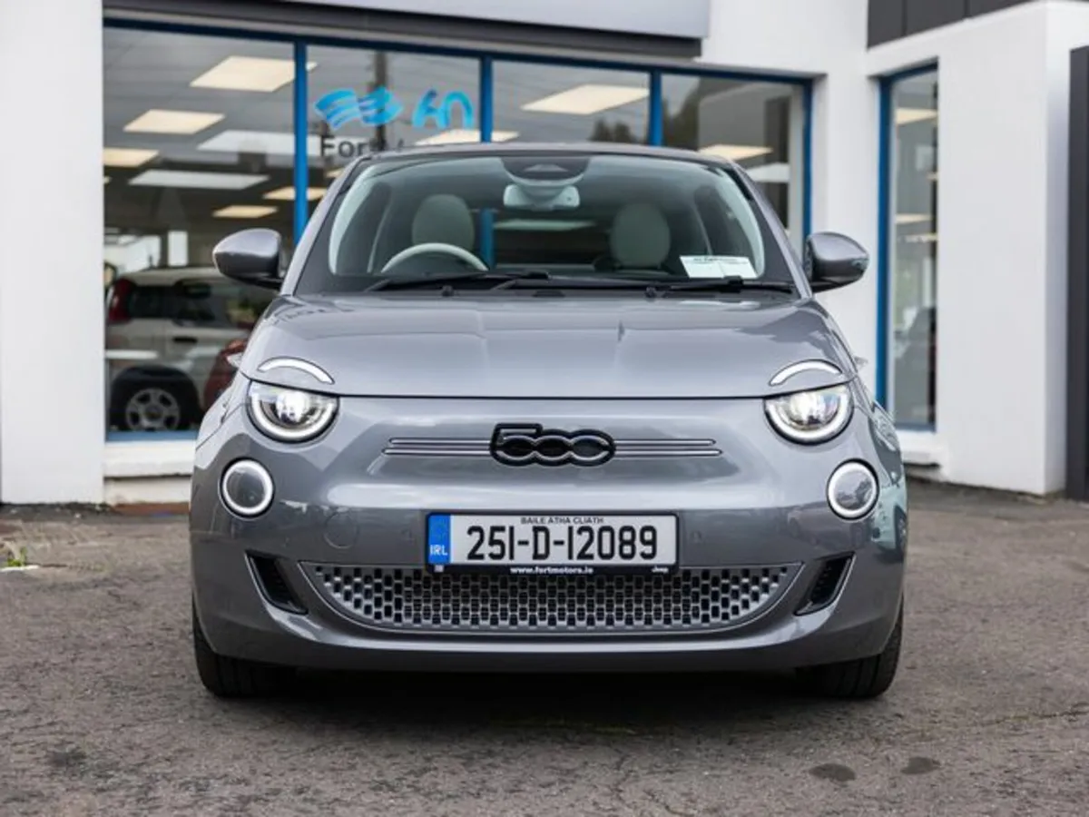 Fiat 500e LA PRIMA EV - Image 4