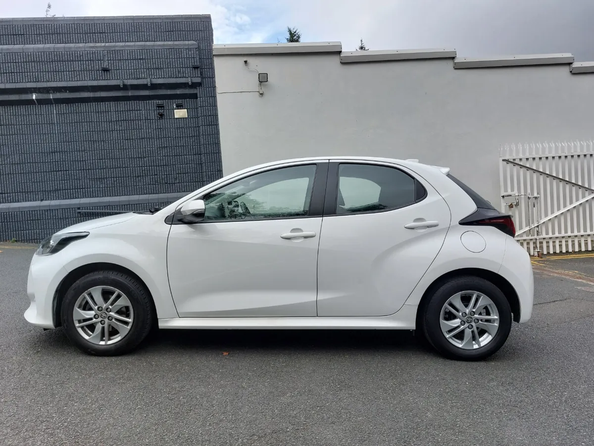 Toyota Yaris 2021 1.0 LUNA REVERSE CAMERA TOUCHSCR - Image 4