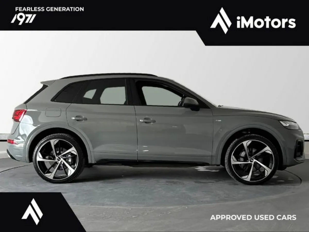 Audi Q5 S-LINE QUATTRO PHEV - Image 2