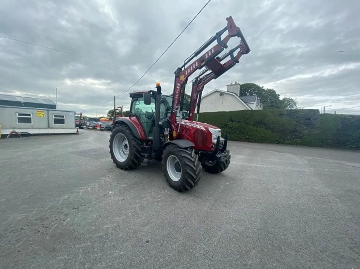 2024 McCormick X6.413 tractor - Image 2