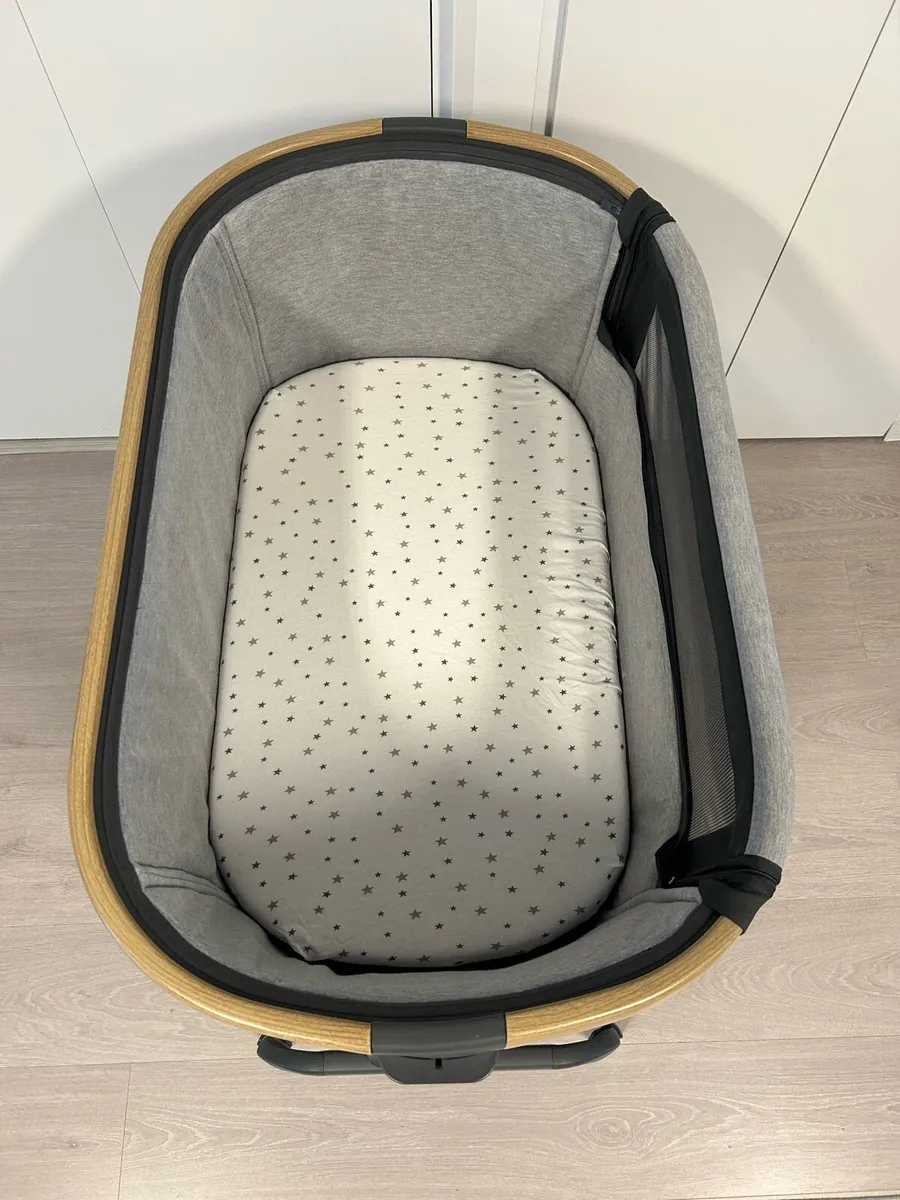 Maxi-Cosi lora Co-sleeper crib - Image 4