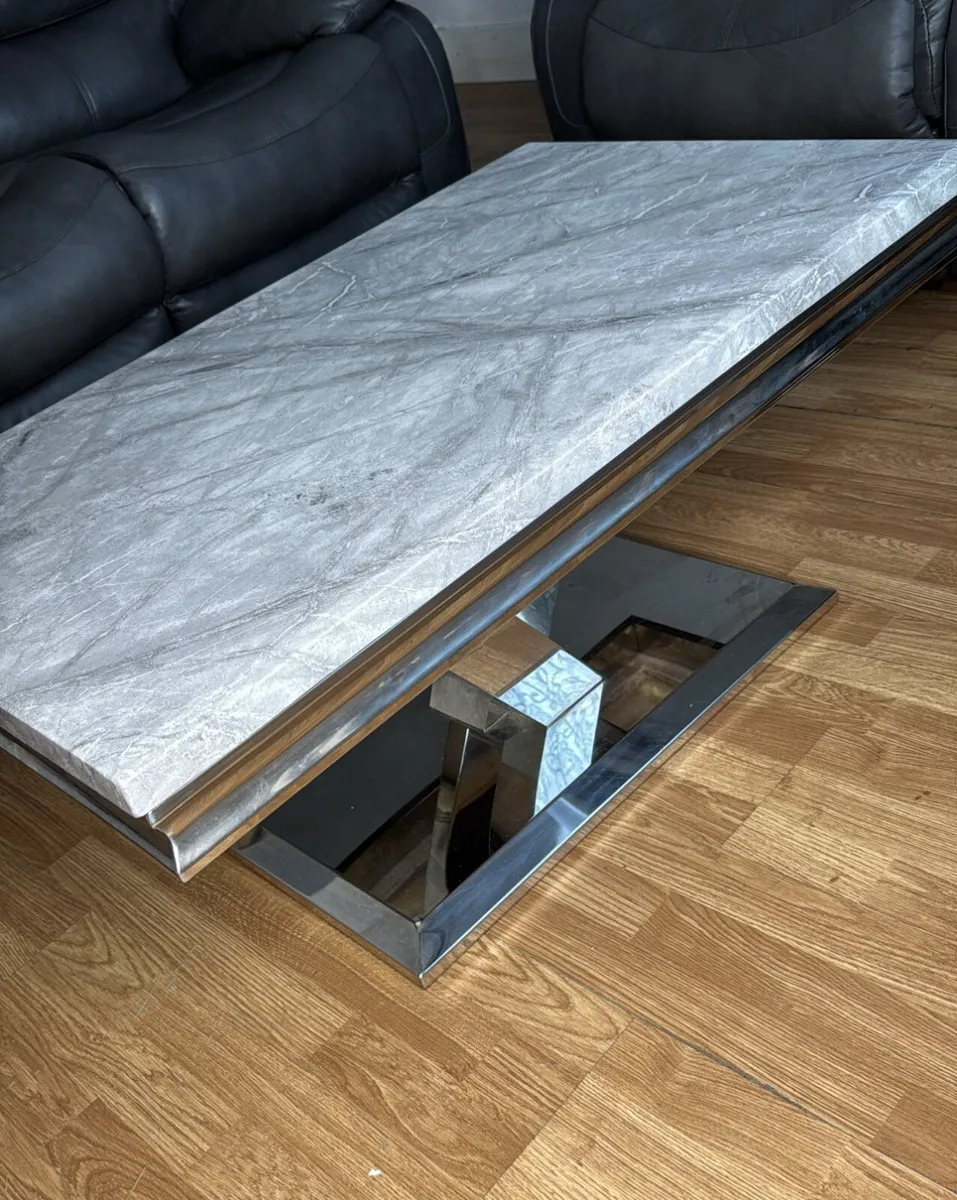 Coffee table - Image 1