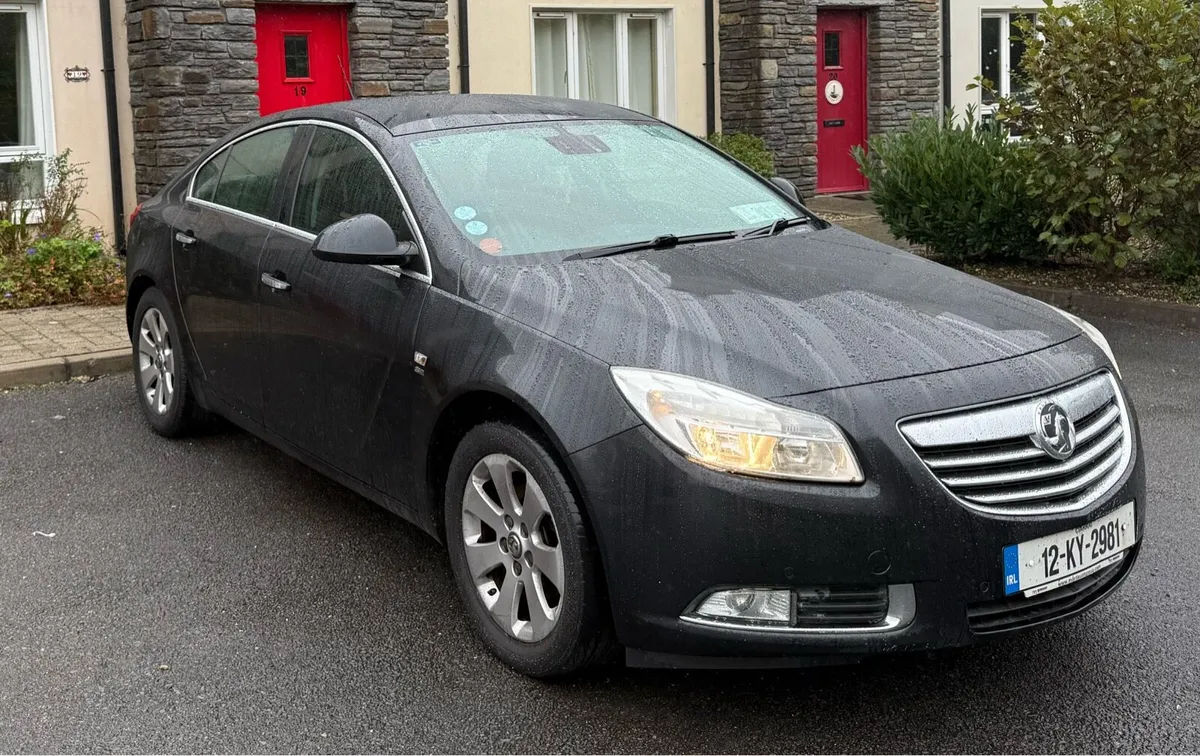 Vauxhall Insignia 2012 2.0L NEW NCT - €3900 OBO - Image 1