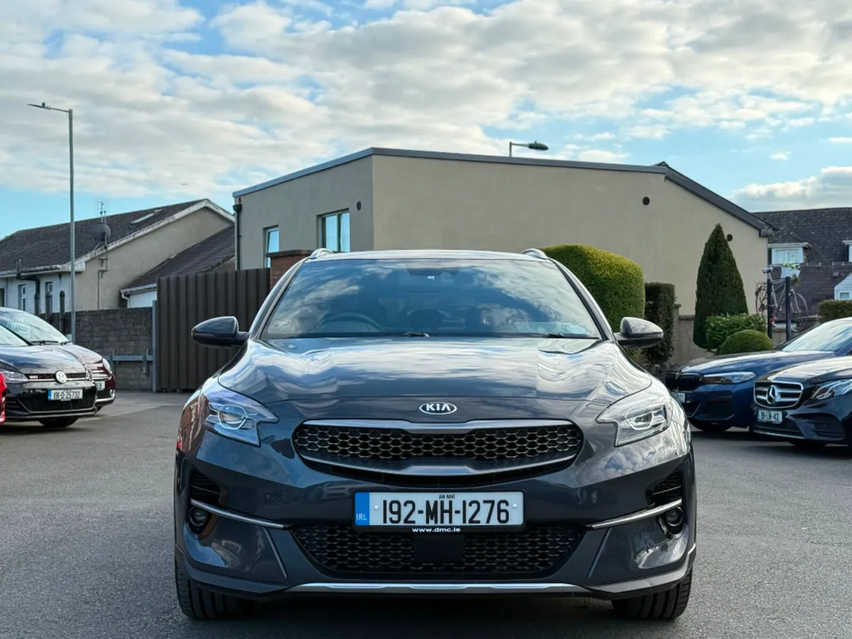 Kia XCeed 1.0 K4 5DR *HIGH SPEC* - Image 2