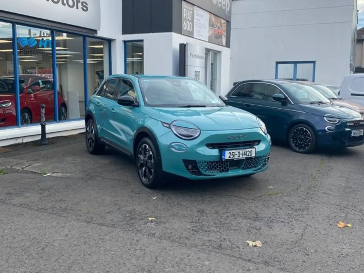 Fiat 600 LA Prima 1.2 100HP Hybrid - Image 4