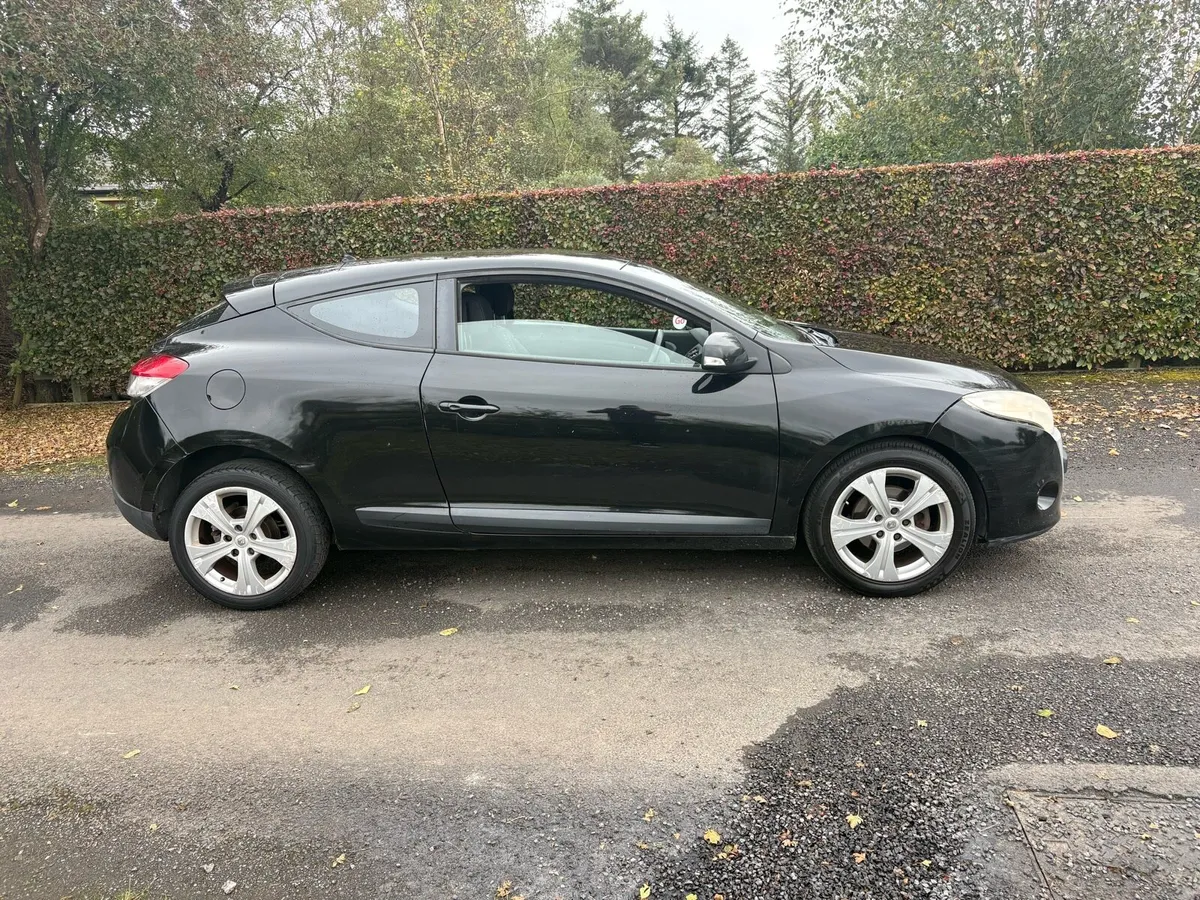 2010 Renault Megane 1.5 DCI - Image 2