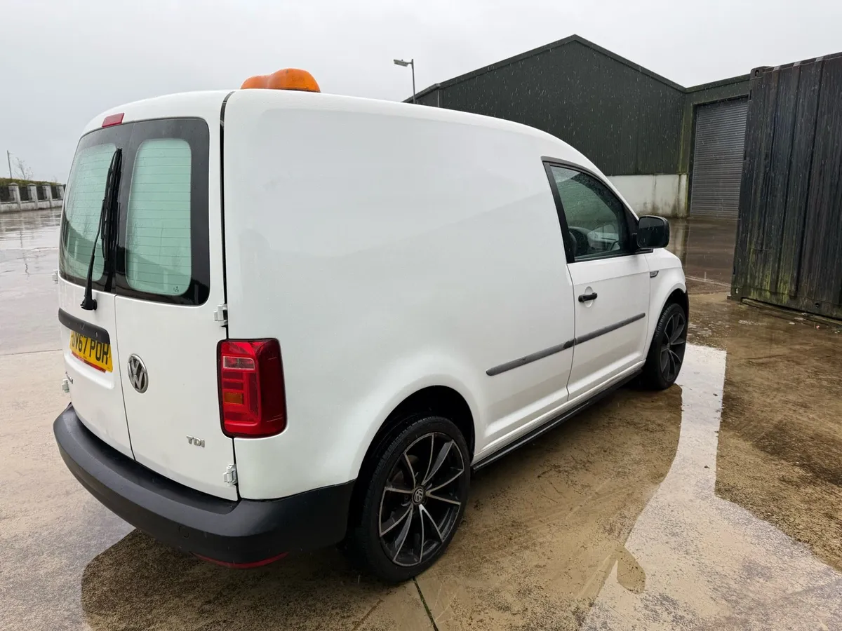 2017 VW caddy - Image 3