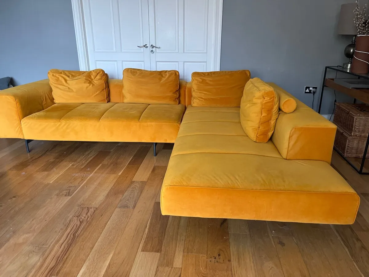 Bo Concept corner sofa orange velvet - Image 1