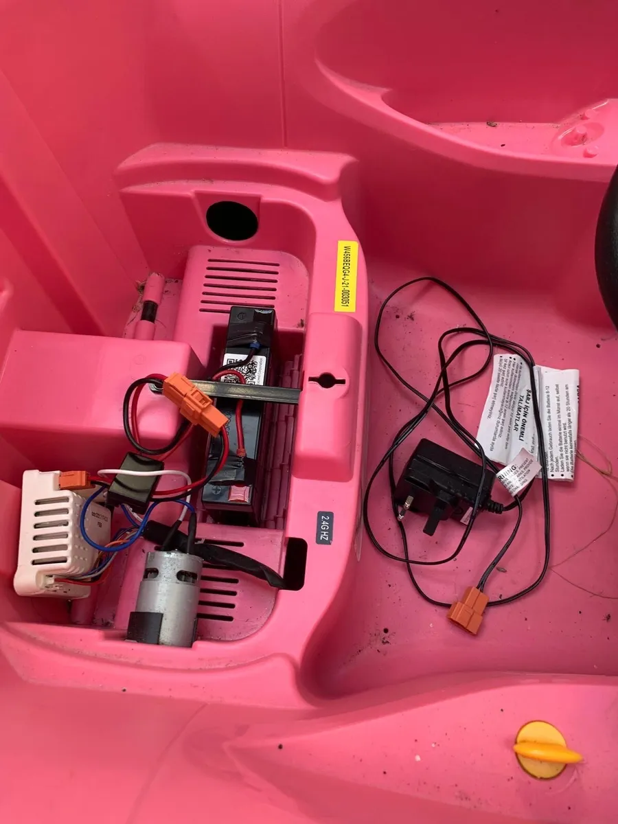 Kids electric car - Image 4