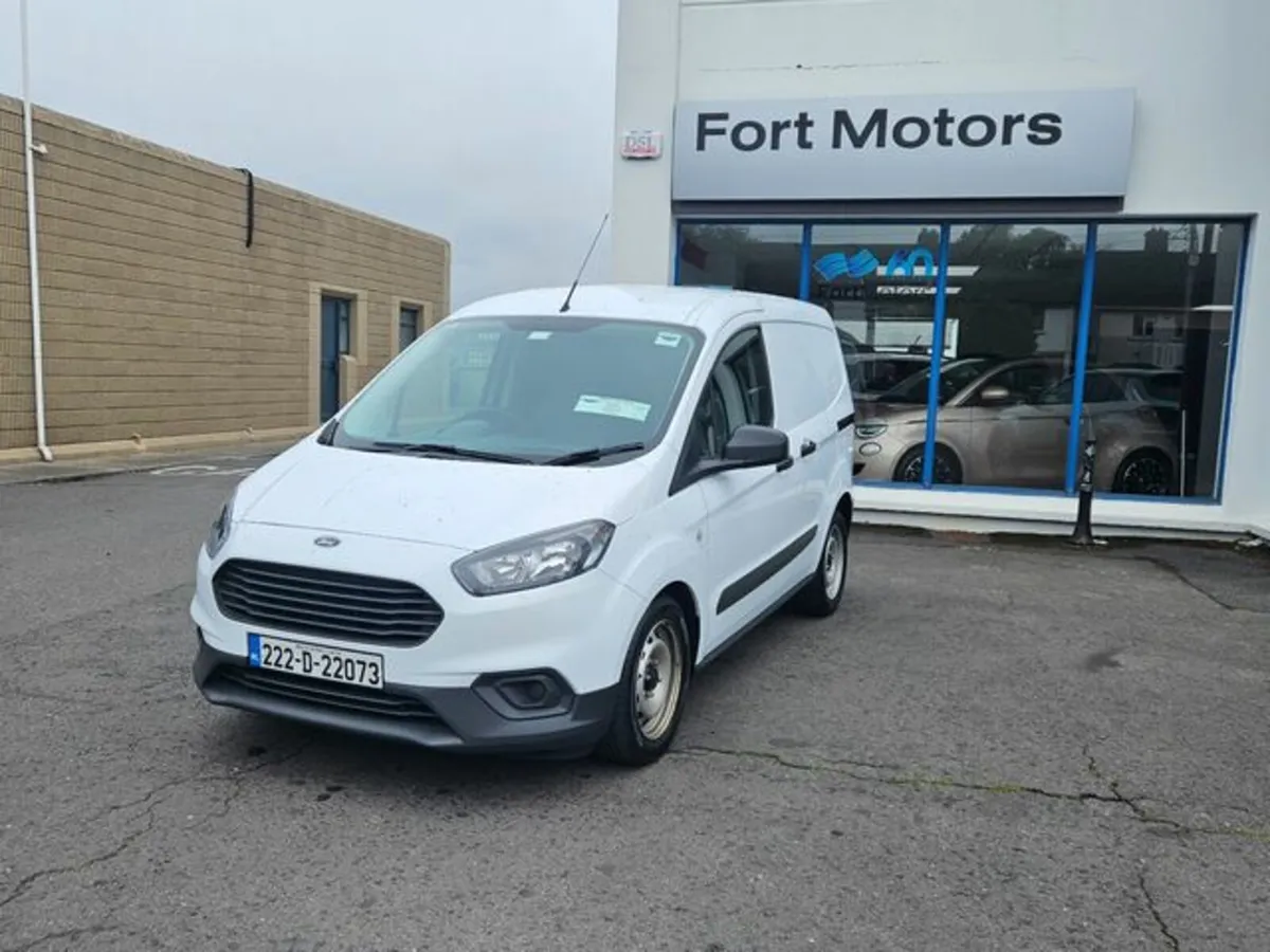 Ford Transit Courier Base 1.5TD 75PS Manual - Image 3