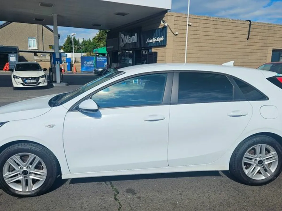 Kia Ceed K2 Commercial 5DR - Image 4