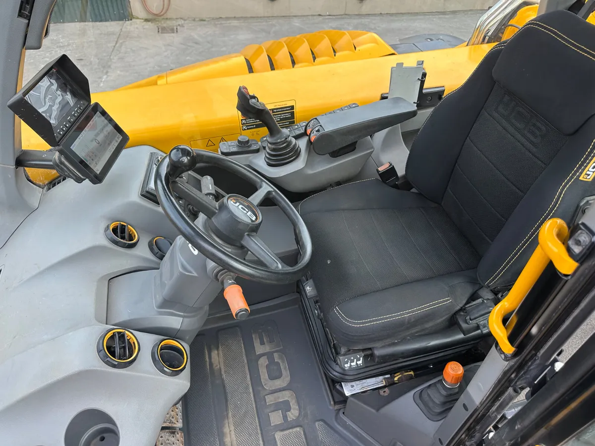 JCB 560-80 industry pro - Image 4