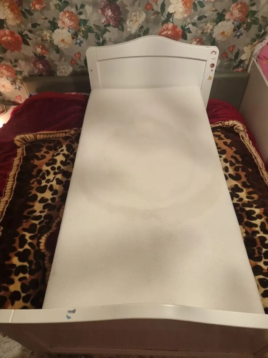 Cot Bed - Image 4
