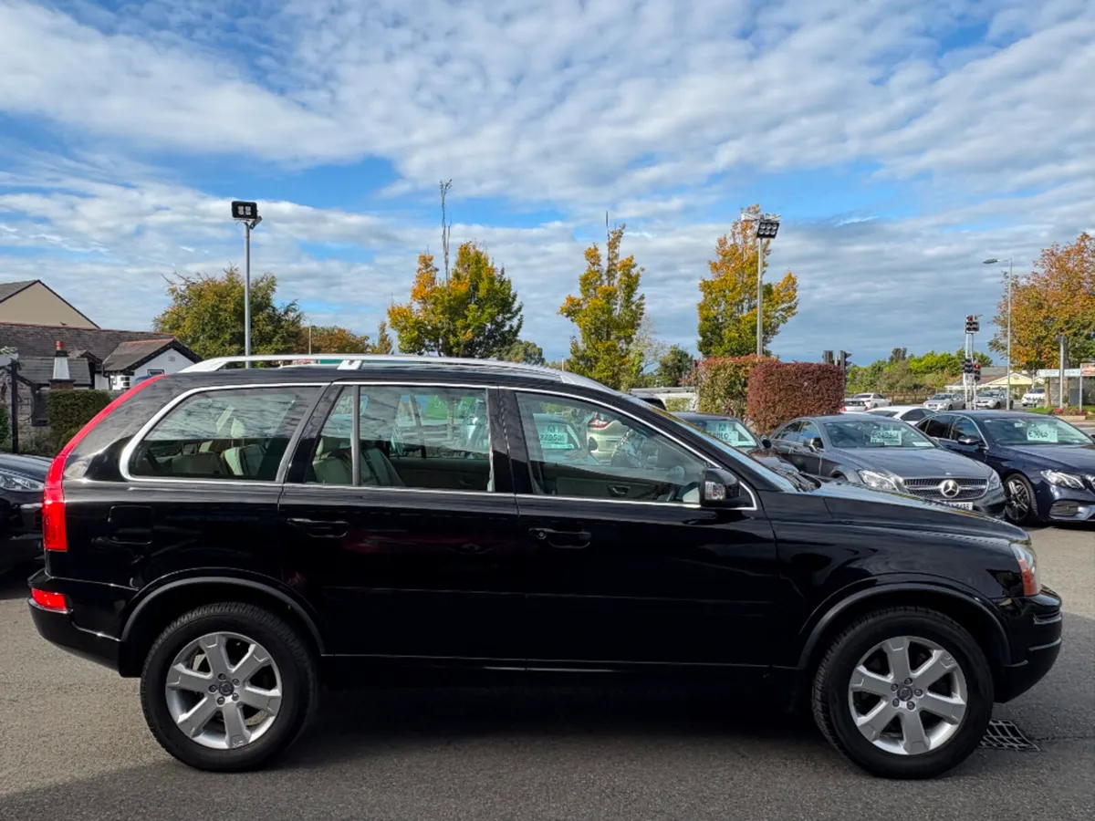 Volvo XC90 2.4 Dsl D4 (163HP) SE 7 Seater Auto - Image 4