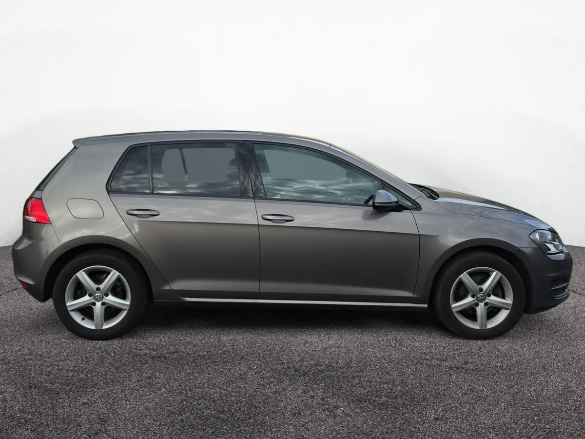 Volkswagen Golf 2015 Automatic - Image 4