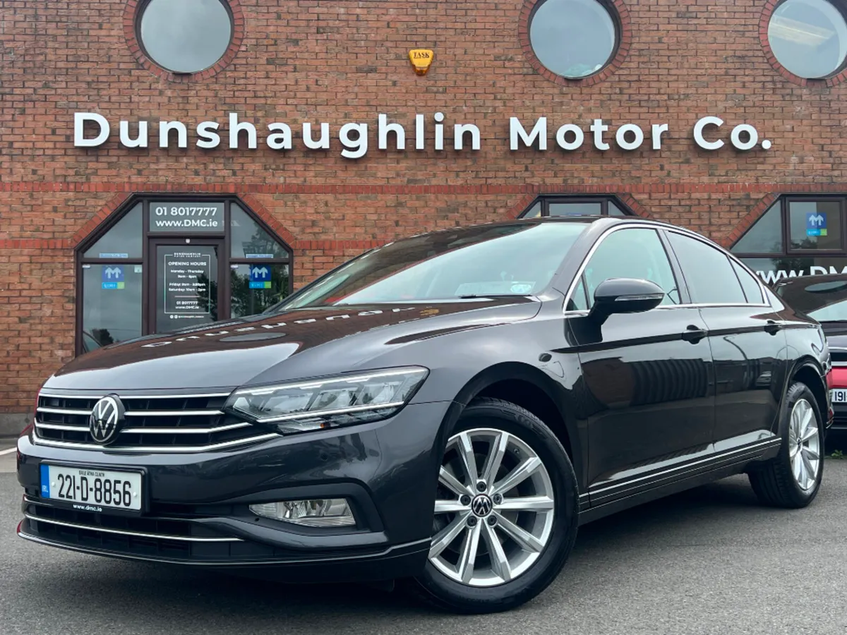Volkswagen Passat 2.0 TDI BUSINESS AUTO *LOW KMS* - Image 1