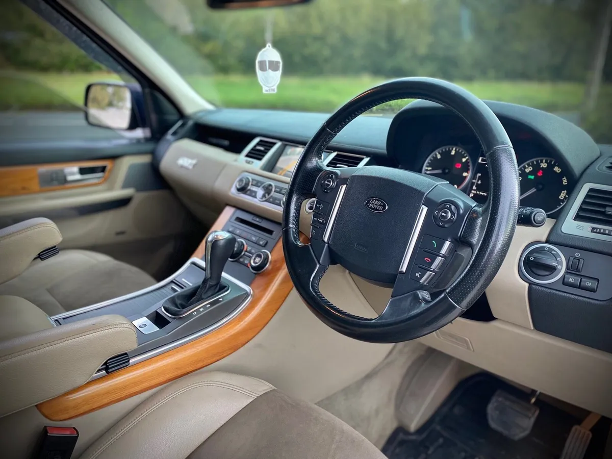 2010 Range Rover Sport 3.0Diesel HighSpec - Image 3