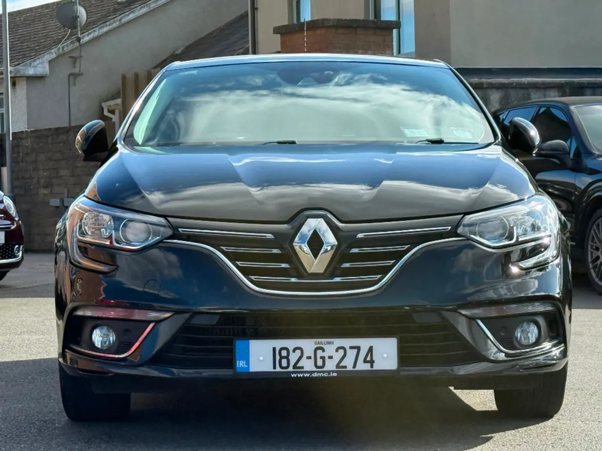 Renault Megane DYNAMIQUE S NAV DCI 110 5DR *HIGH S - Image 2