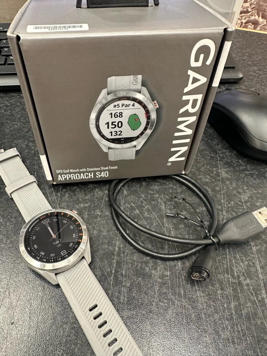 Garmin Approach S40 - Image 1